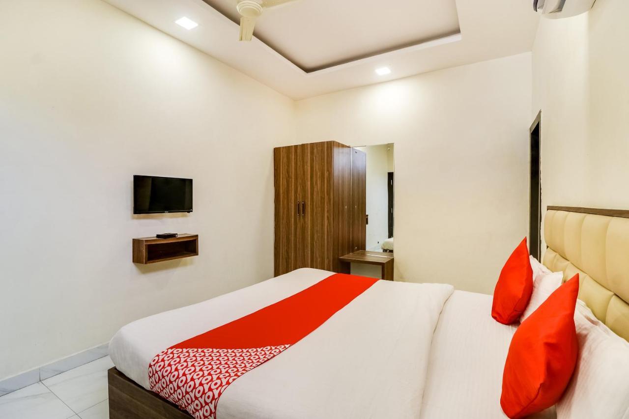 Bilāspur Oyo 28789 Hotel Adarsh מראה חיצוני תמונה