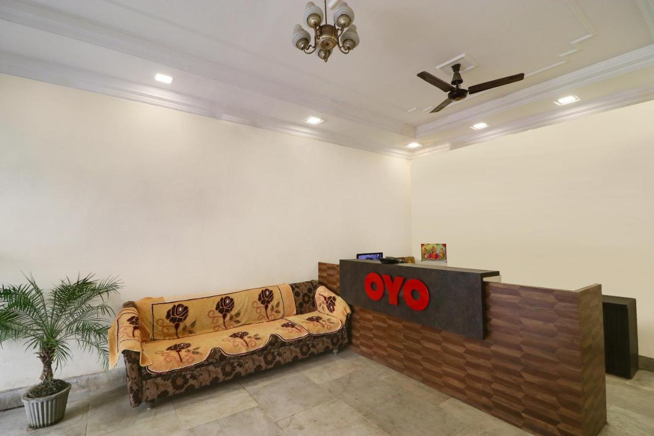 Bilāspur Oyo 28789 Hotel Adarsh מראה חיצוני תמונה